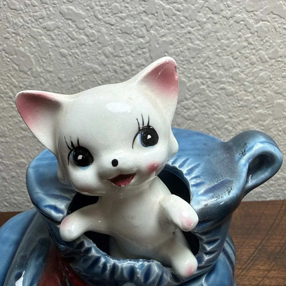 Vintage Kitty Cat in a Shoe Piggy Bank Japan